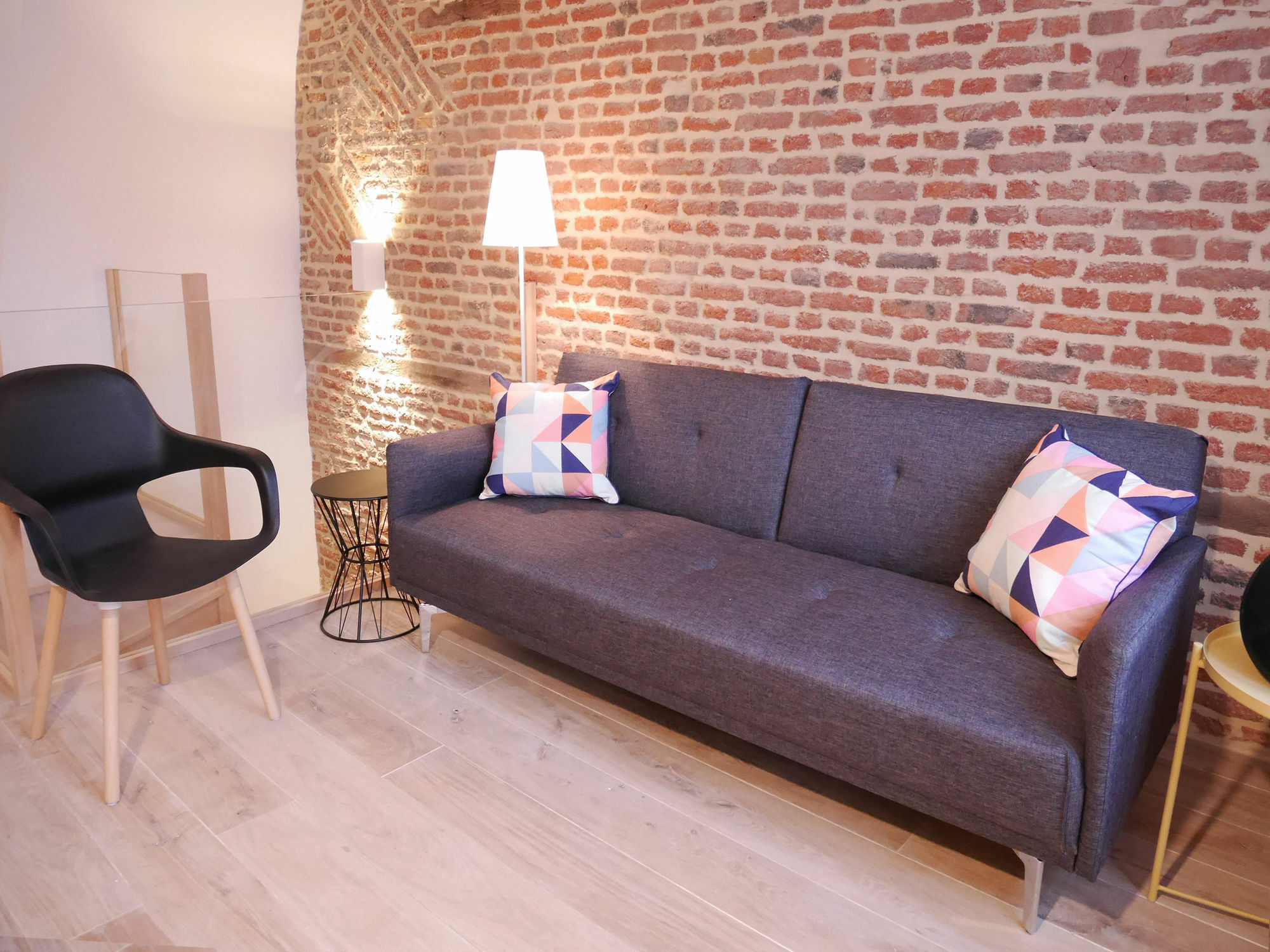 เลอ ชัต กี ดอร์ Apartment ลีลล์ ภายนอก รูปภาพ